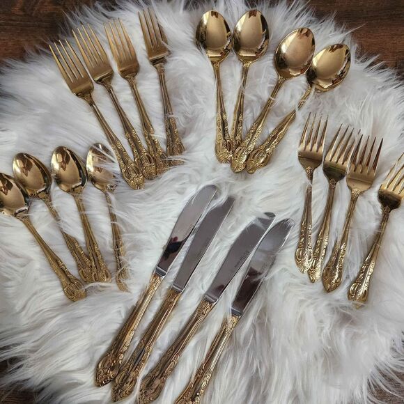 8 serving set 24k Hampton Versailles silverware - Picture 3 of 5